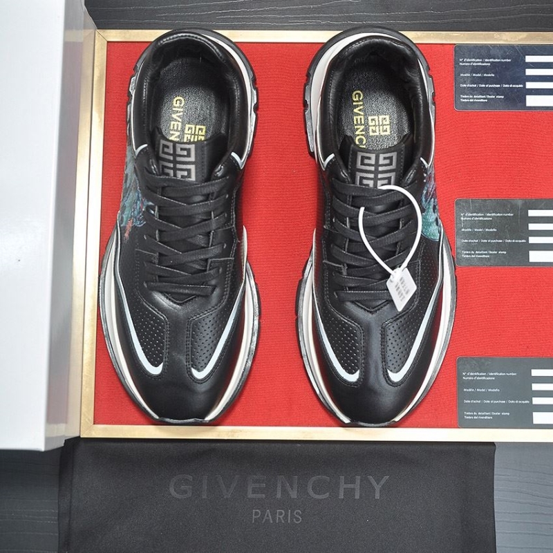 Givenchy Sneakers